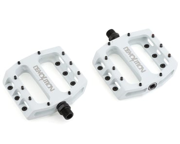 White bike online pedals